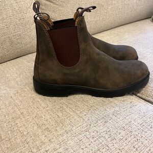 Brown Leather Chelsea Boots